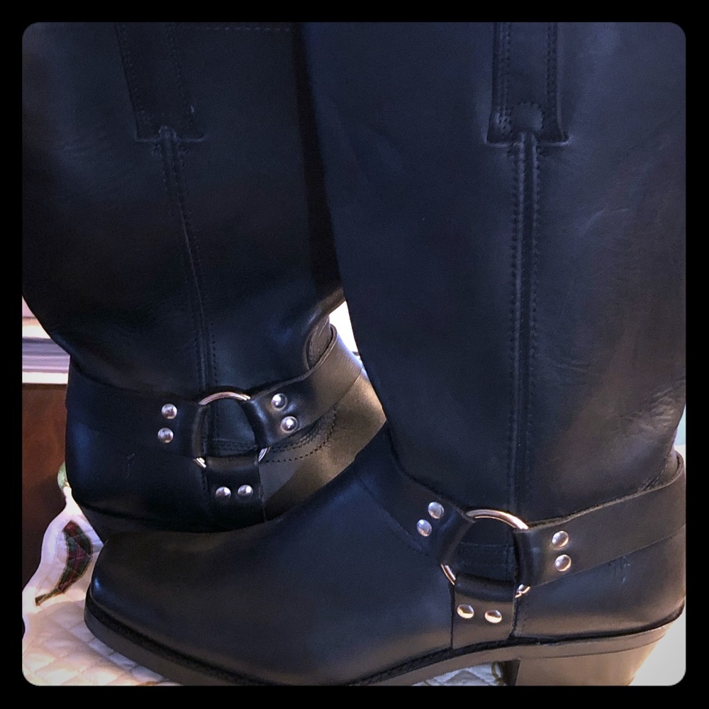 Frye woman’s size 12 Harness boots